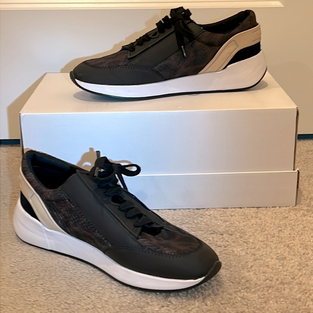 Franco Sarto Imperial Sneaker - Picture 2 of 10